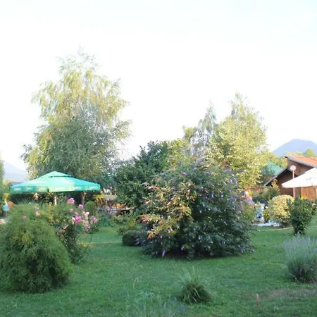 Holiday home Garden Ripac